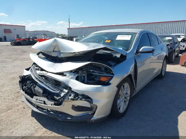 1G1ZD5ST5JF215896 2018 CHEVROLET MALIBU - Image 2
