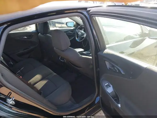 1G1ZD5ST5JF221925 2018 CHEVROLET MALIBU - Image 8