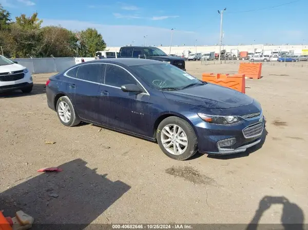 1G1ZD5ST5JF222699 2018 CHEVROLET MALIBU - Image 1