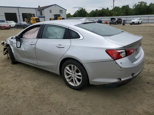 1G1ZD5ST5JF228051 2018 CHEVROLET MALIBU - Image 2