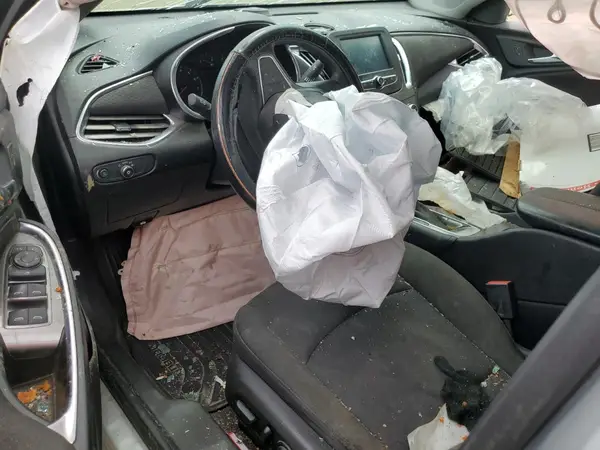 1G1ZD5ST5JF228051 2018 CHEVROLET MALIBU - Image 8