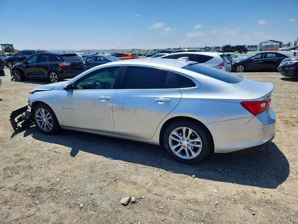 1G1ZD5ST5JF228230 2018 CHEVROLET MALIBU - Image 2