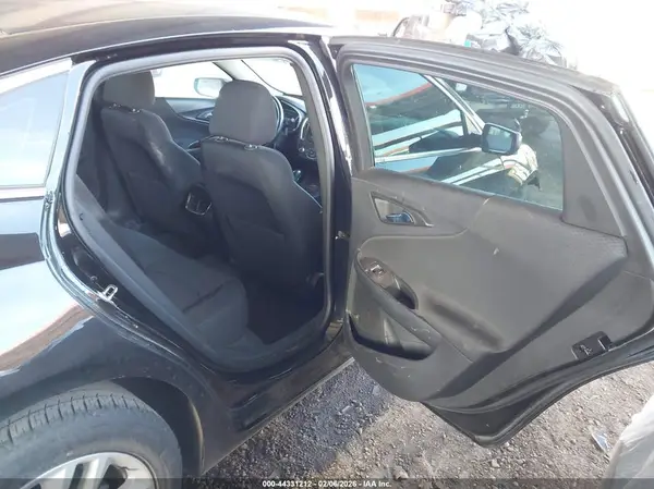 1G1ZD5ST5JF229913 2018 CHEVROLET MALIBU - Image 8
