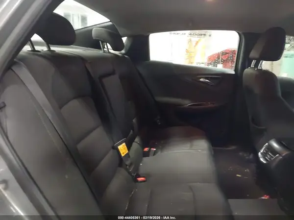 1G1ZD5ST5JF237705 2018 CHEVROLET MALIBU - Image 8