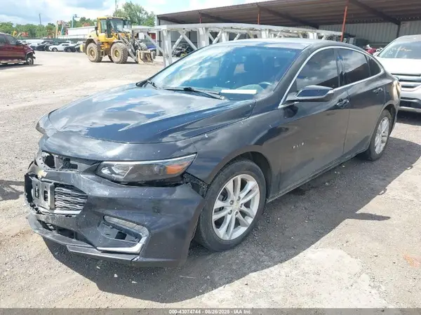 1G1ZD5ST5JF238577 2018 CHEVROLET MALIBU - Image 2