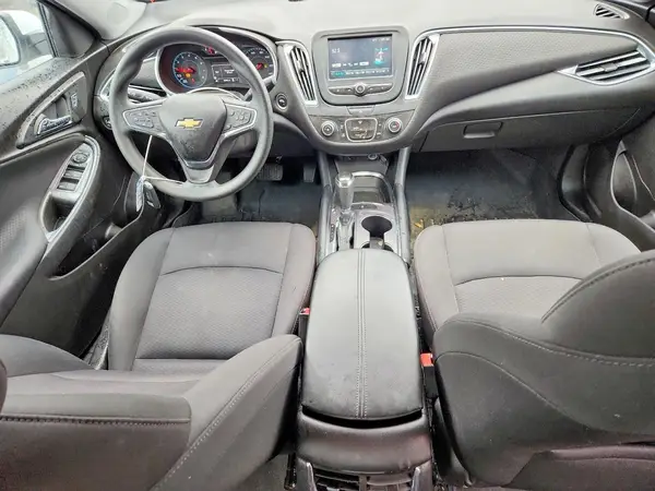 1G1ZD5ST5JF239048 2018 CHEVROLET MALIBU - Image 8