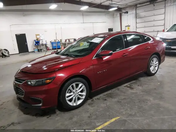 1G1ZD5ST5JF241530 2018 CHEVROLET MALIBU - Image 2