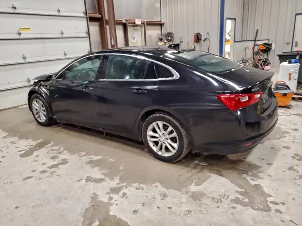 1G1ZD5ST5JF244976 2018 CHEVROLET MALIBU - Image 2