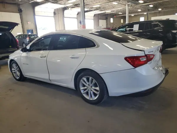 1G1ZD5ST5JF249577 2018 CHEVROLET MALIBU - Image 2