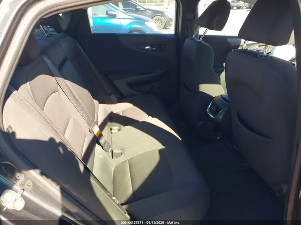 1G1ZD5ST5JF255587 2018 CHEVROLET MALIBU - Image 8