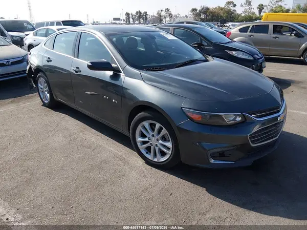 1G1ZD5ST5JF256416 2018 CHEVROLET MALIBU - Image 1
