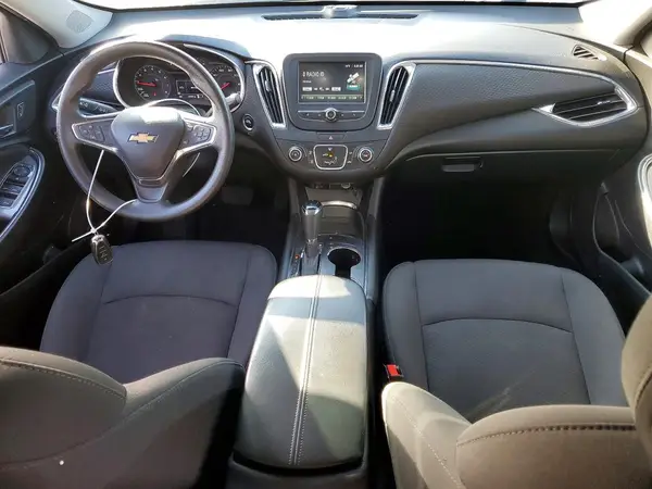 1G1ZD5ST5JF256562 2018 CHEVROLET MALIBU - Image 8