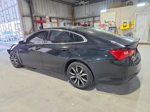 1G1ZD5ST5JF257713 2018 CHEVROLET MALIBU - Image 2