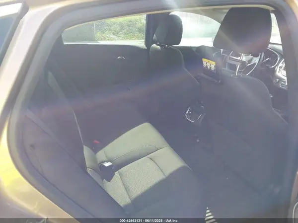 1G1ZD5ST5JF259476 2018 CHEVROLET MALIBU - Image 8