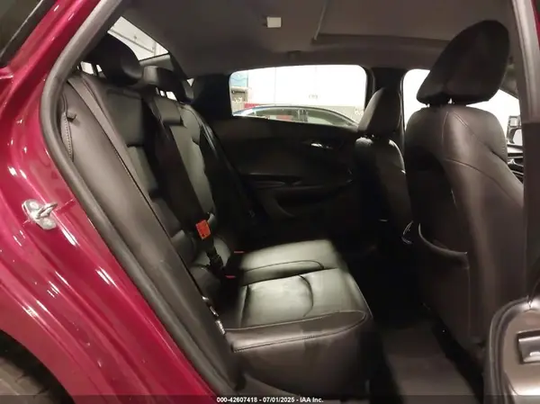 1G1ZD5ST5JF260482 2018 CHEVROLET MALIBU - Image 8