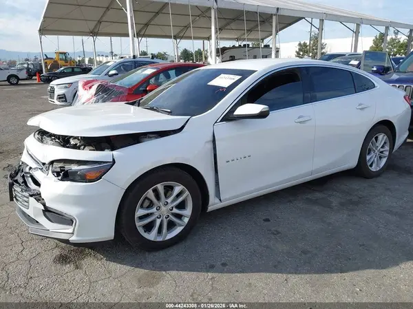 1G1ZD5ST5JF265441 2018 CHEVROLET MALIBU - Image 2
