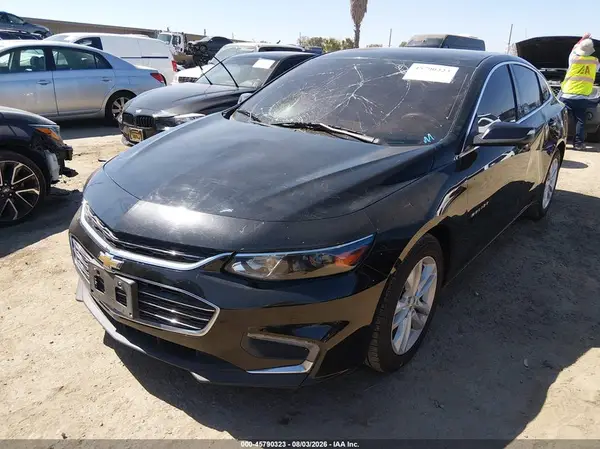 1G1ZD5ST5JF265455 2018 CHEVROLET MALIBU - Image 2