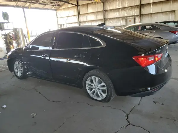 1G1ZD5ST5JF266363 2018 CHEVROLET MALIBU - Image 2