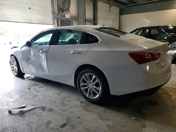 1G1ZD5ST5JF269294 2018 CHEVROLET MALIBU - Image 2