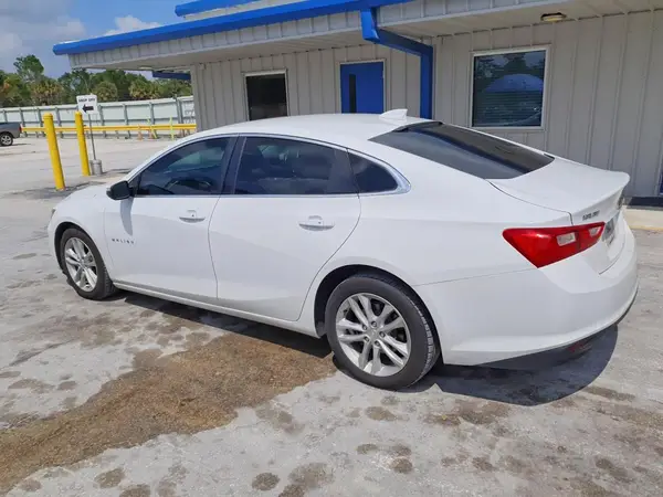 1G1ZD5ST5JF270221 2018 CHEVROLET MALIBU - Image 2