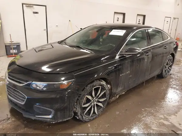 1G1ZD5ST5JF271014 2018 CHEVROLET MALIBU - Image 2