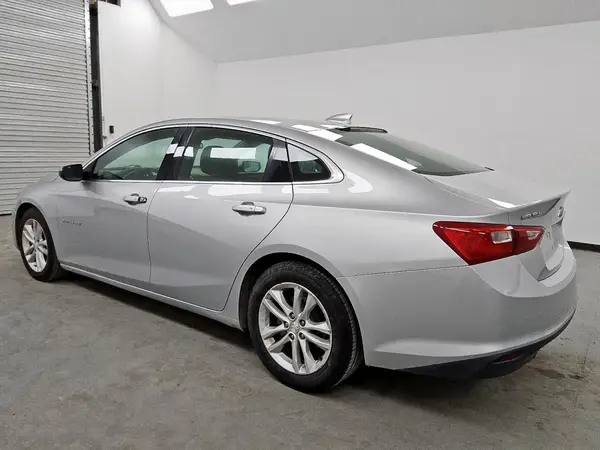 1G1ZD5ST5JF275077 2018 CHEVROLET MALIBU - Image 2