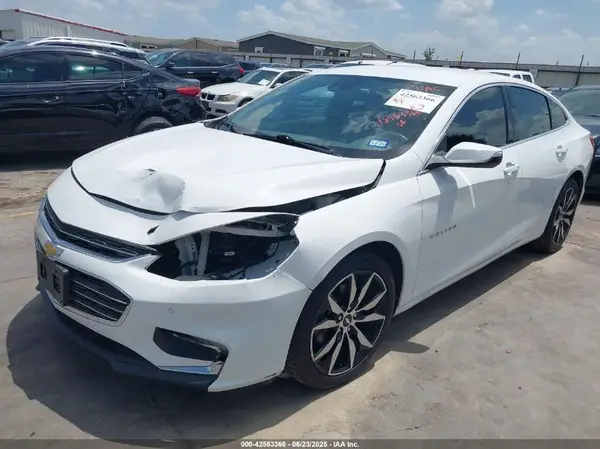 1G1ZD5ST5JF291540 2018 CHEVROLET MALIBU - Image 2