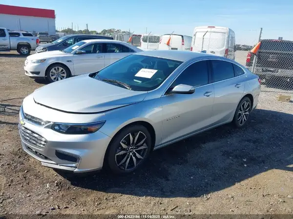 1G1ZD5ST5JF293126 2018 CHEVROLET MALIBU - Image 2
