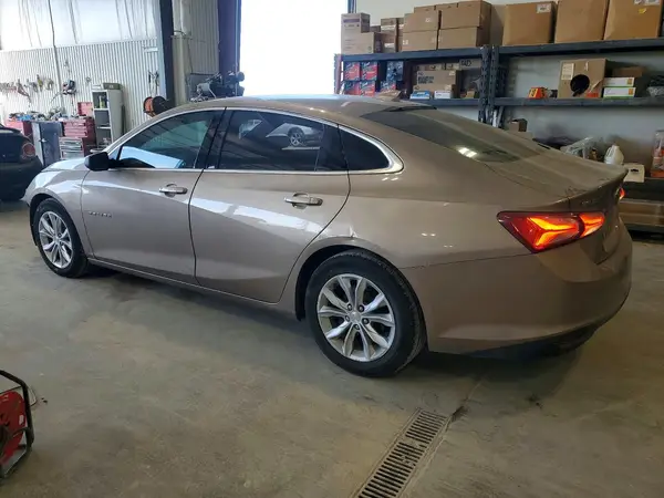1G1ZD5ST5KF104329 2019 CHEVROLET MALIBU - Image 2