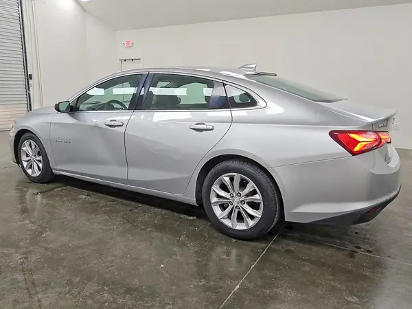 1G1ZD5ST5KF113130 2019 CHEVROLET MALIBU - Image 2