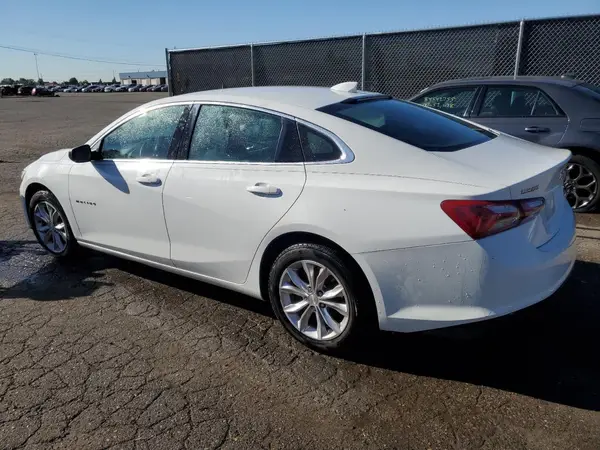 1G1ZD5ST5KF113371 2019 CHEVROLET MALIBU - Image 2