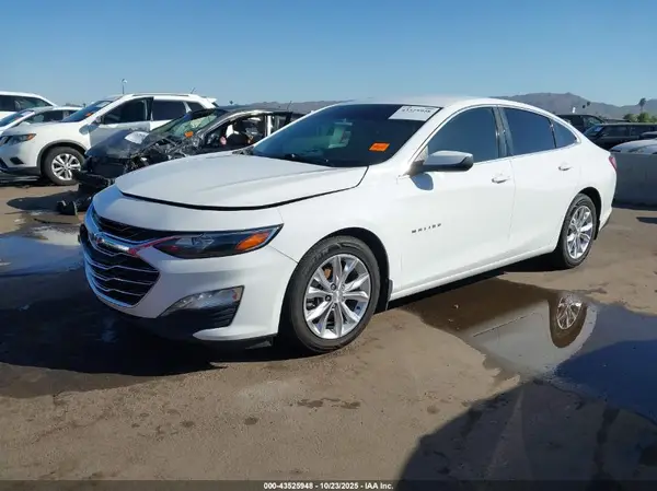 1G1ZD5ST5KF119252 2019 CHEVROLET MALIBU - Image 2