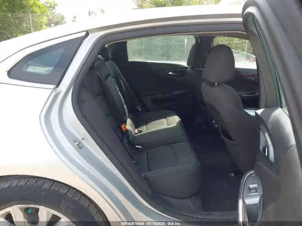 1G1ZD5ST5KF122023 2019 CHEVROLET MALIBU - Image 8