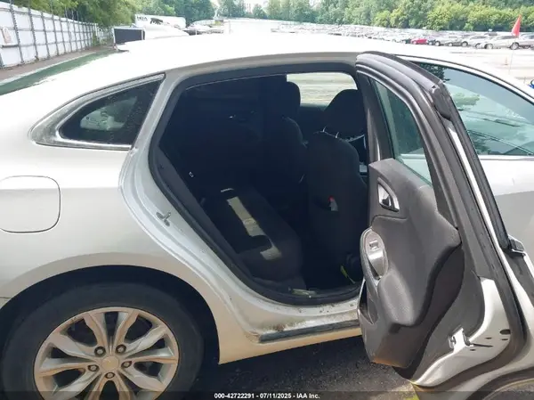 1G1ZD5ST5KF123415 2019 CHEVROLET MALIBU - Image 8