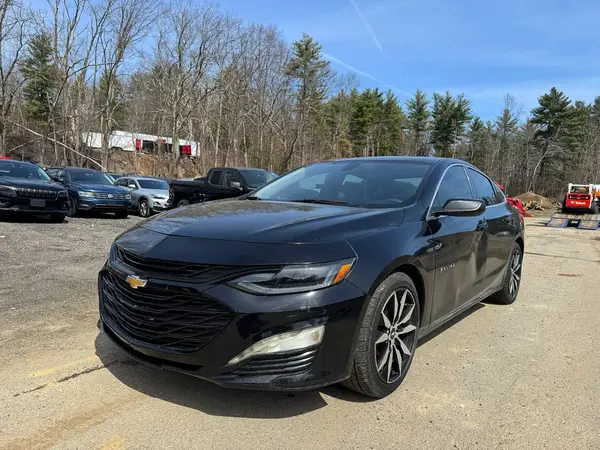 1G1ZD5ST5KF135693 2019 CHEVROLET MALIBU - Image 2