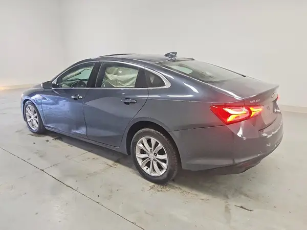 1G1ZD5ST5KF136813 2019 CHEVROLET MALIBU - Image 2