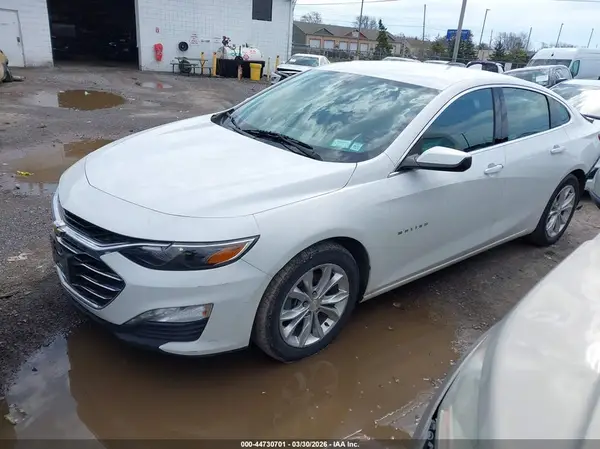 1G1ZD5ST5KF149710 2019 CHEVROLET MALIBU - Image 2