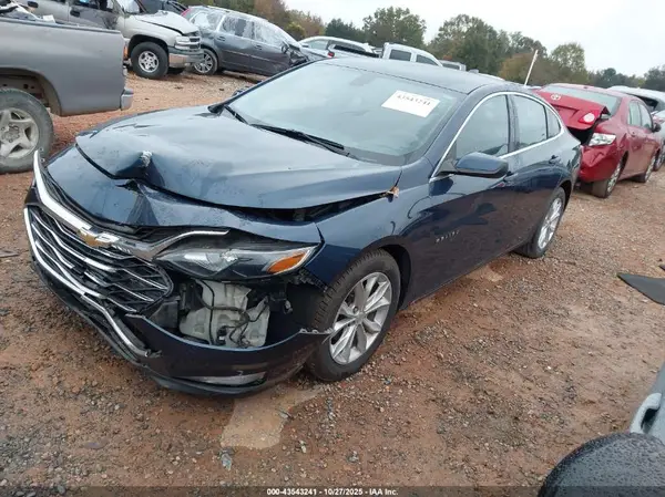 1G1ZD5ST5KF150419 2019 CHEVROLET MALIBU - Image 2