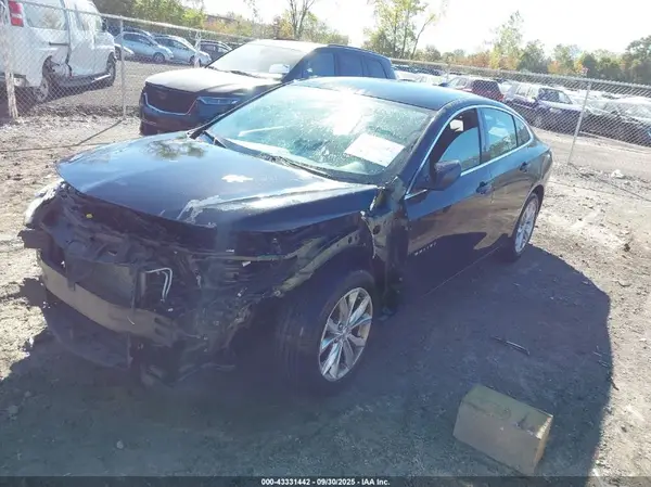 1G1ZD5ST5KF152154 2019 CHEVROLET MALIBU - Image 2