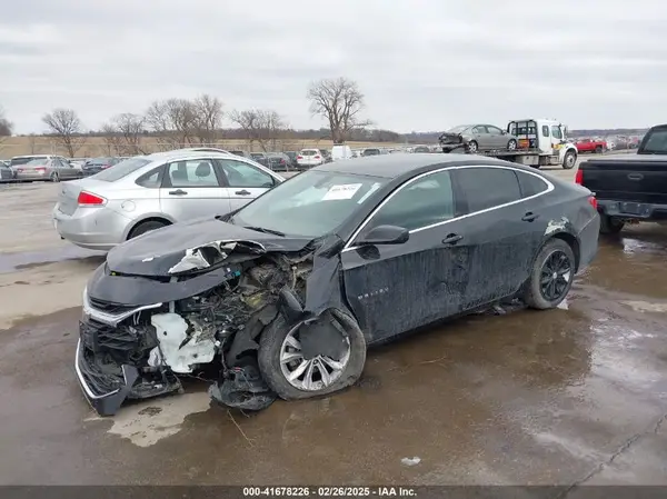1G1ZD5ST5KF167866 2019 CHEVROLET MALIBU - Image 2
