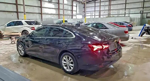 1G1ZD5ST5KF174803 2019 CHEVROLET MALIBU - Image 2