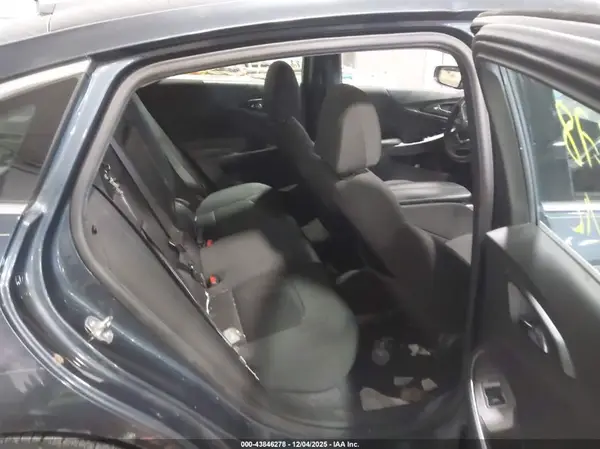 1G1ZD5ST5KF190063 2019 CHEVROLET MALIBU - Image 8