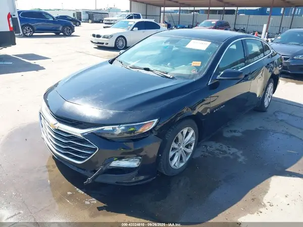 1G1ZD5ST5KF205113 2019 CHEVROLET MALIBU - Image 2