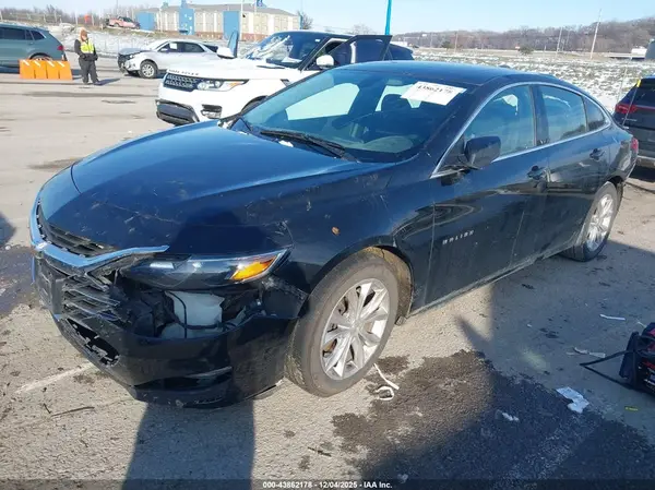 1G1ZD5ST5KF224955 2019 CHEVROLET MALIBU - Image 2