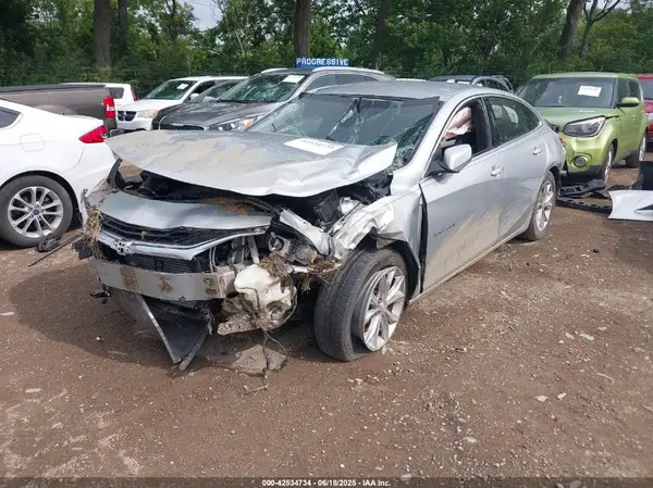1G1ZD5ST5LF004393 2020 CHEVROLET MALIBU - Image 2