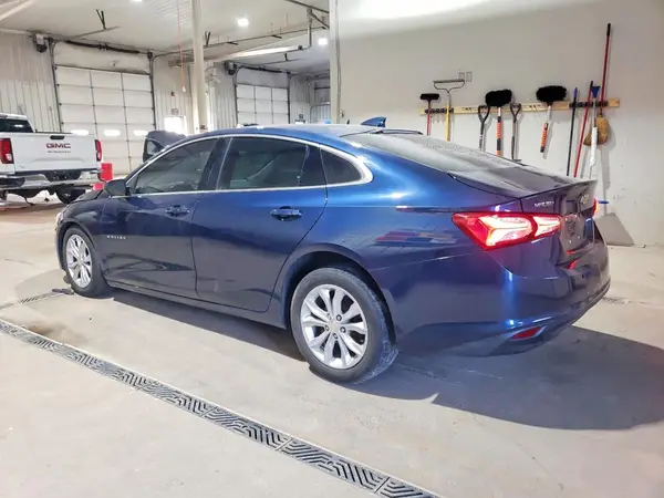 1G1ZD5ST5LF063136 2020 CHEVROLET MALIBU - Image 2