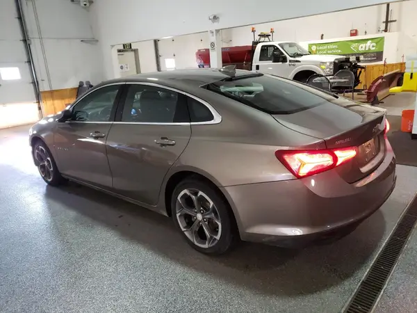 1G1ZD5ST5LF097173 2020 CHEVROLET MALIBU - Image 2