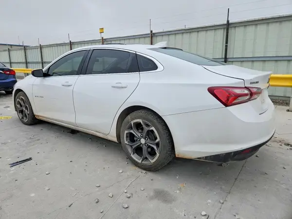 1G1ZD5ST5MF025424 2021 CHEVROLET MALIBU - Image 2