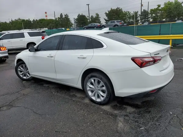 1G1ZD5ST5NF133110 2022 CHEVROLET MALIBU - Image 2