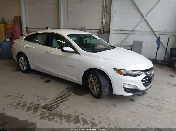 1G1ZD5ST5NF140882 2022 CHEVROLET MALIBU - Image 1